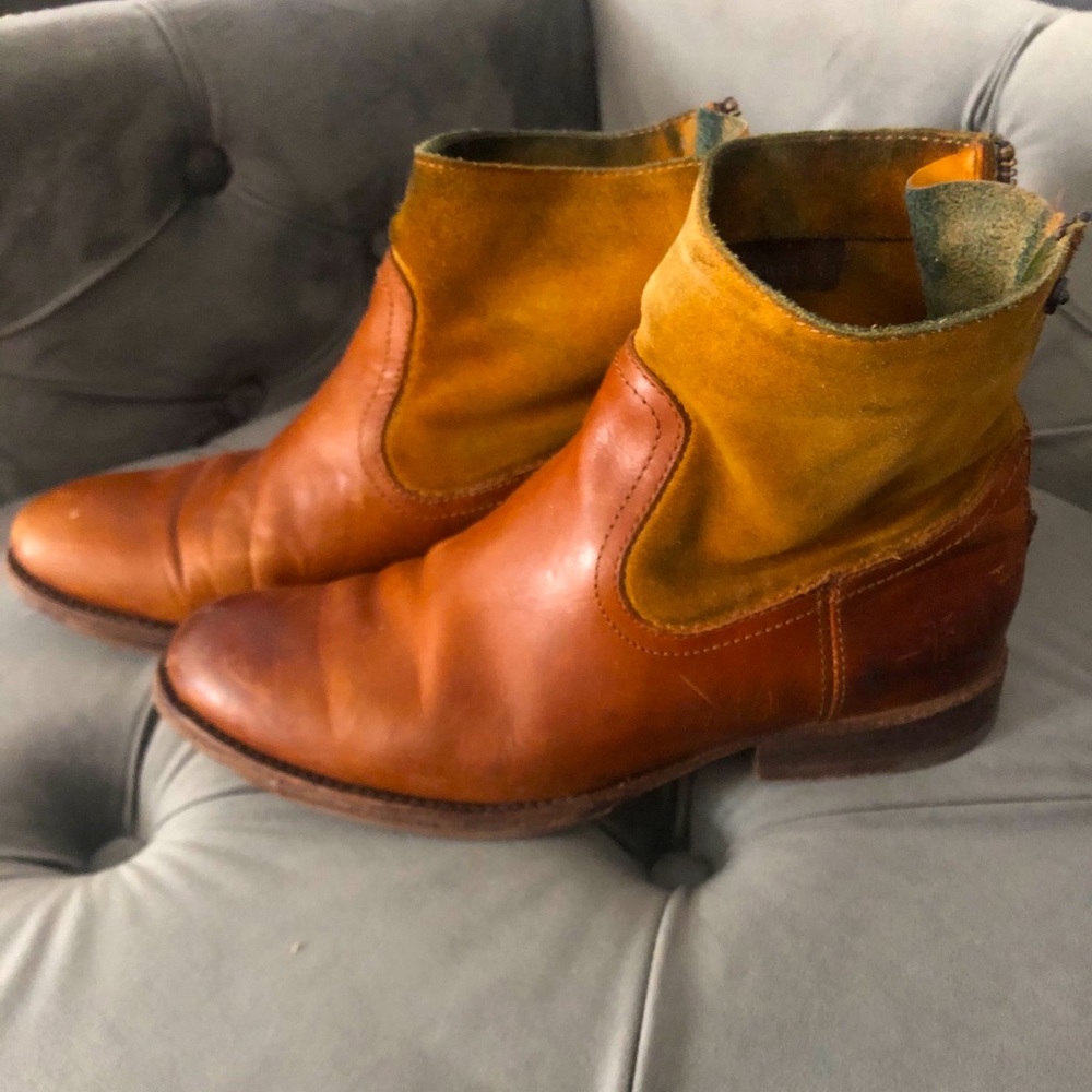 Frye bootie cognac 6.5 VINTAGE